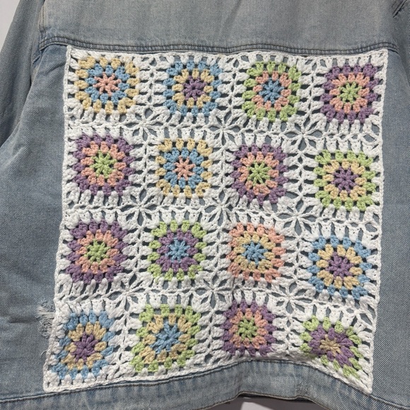 Aqua Blue Jean Jacket with Decorative Back Crochet Panel NWOT - Picture 5 of 7